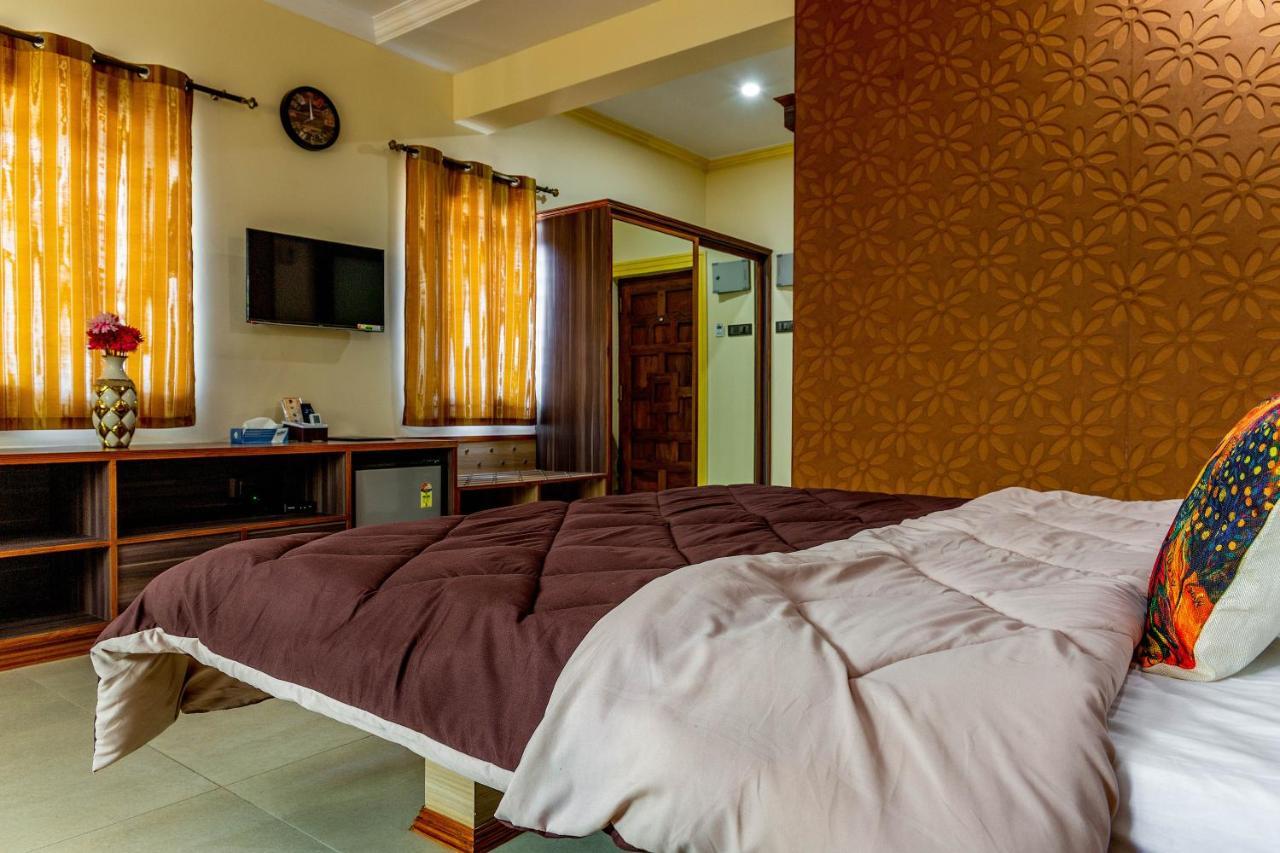 Jm Vista Suites Мапуса Экстерьер фото